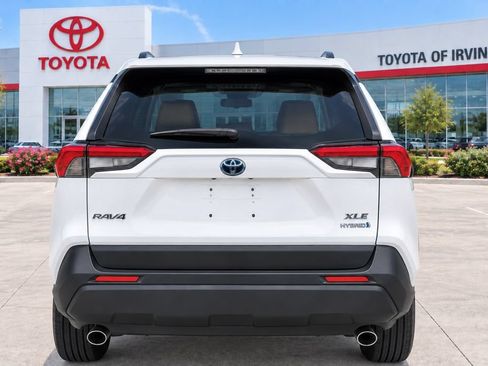 Used 2023 Toyota RAV4 XLE w/ Convenience Package AWD/4WD image 6