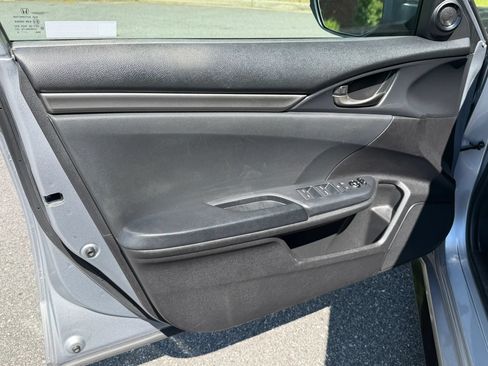 Used 2020 Honda Civic Sport image 18