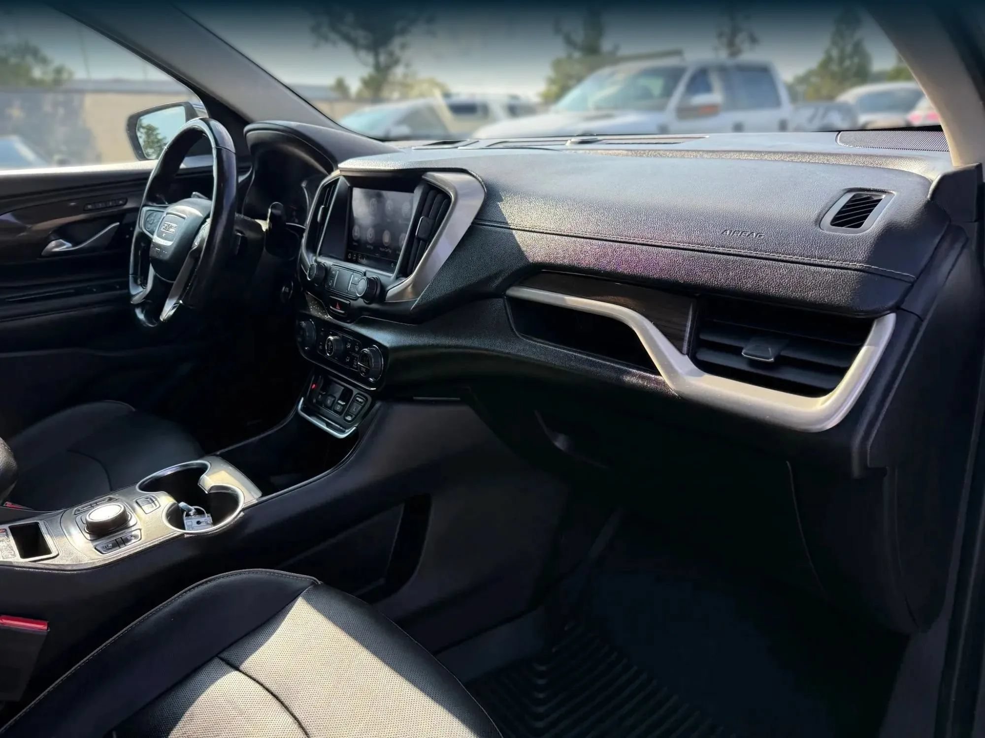 Used 2019 GMC Terrain Denali w/ Advanced Safety Package AWD/4WD image 19