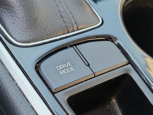 Used 2018 Hyundai Sonata Limited FWD image 26