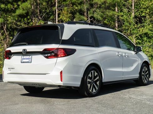 New 2026 Honda Odyssey EX-L image 9