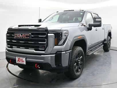 New 2026 GMC Sierra 3500 AT4 w/ AT4 Premium Plus Package