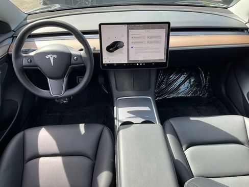 Used 2023 Tesla Model 3 Standard Range RWD image 35