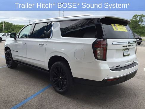 Used 2024 Chevrolet Suburban Premier AWD/4WD image 11
