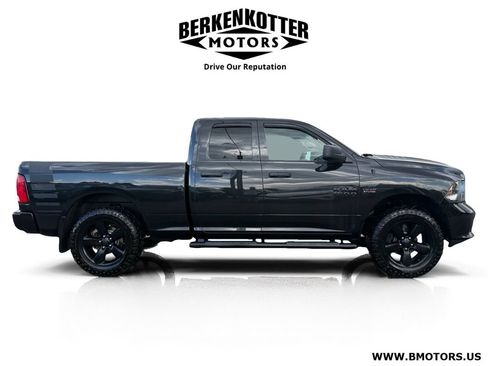 Used 2018 RAM 1500 Express w/ Express Value Package AWD/4WD image 2