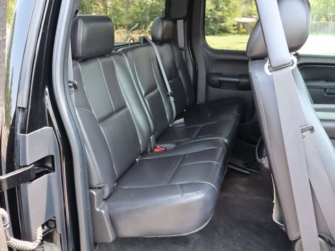 Used 2011 GMC Sierra 2500 SLT w/ SLT Convenience Package AWD/4WD image 21