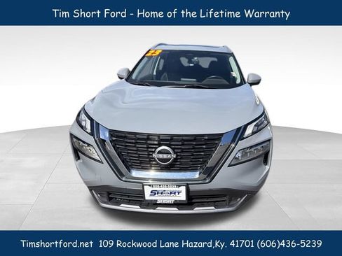 Used 2023 Nissan Rogue SL AWD/4WD image 3