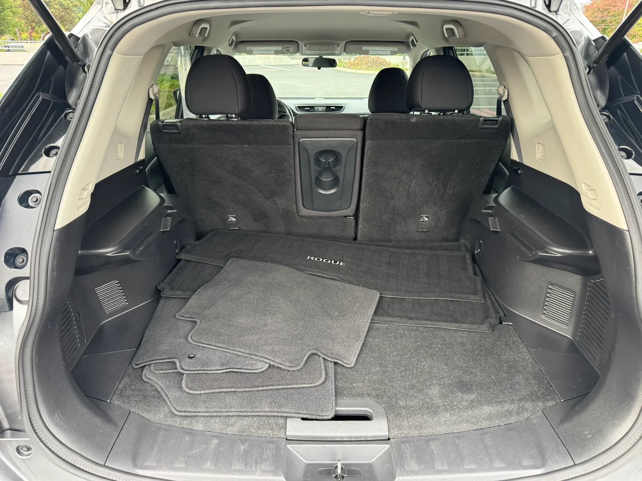 Used 2018 Nissan Rogue S w/ S Value Package AWD/4WD image 28
