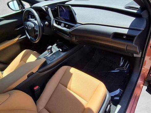 Used 2025 Lexus UX 300h FWD w/ Accessory Package (Z1) image 21