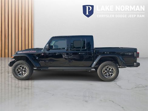 New 2025 Jeep Gladiator Rubicon w/ Convenience Group image 6