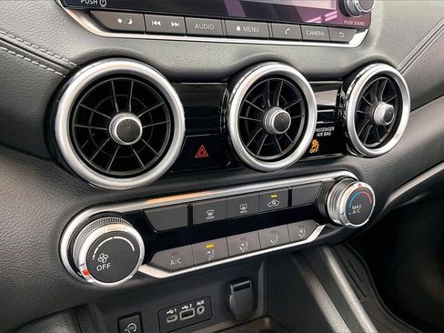 Used 2024 Nissan Sentra SV image 31