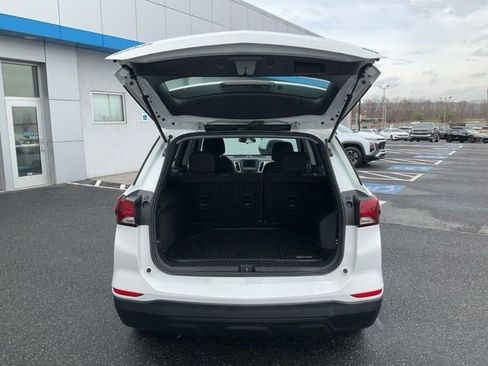 Certified 2022 Chevrolet Equinox LS w/ LPO, Floor Liner Package image 19