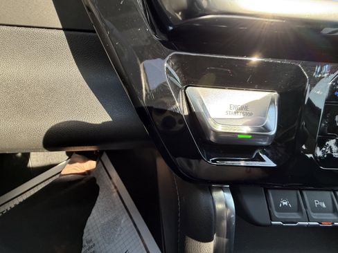 Used 2024 GMC Sierra 1500 Denali w/ Denali Reserve Package image 27