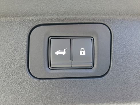 New 2026 Nissan Armada Platinum image 8