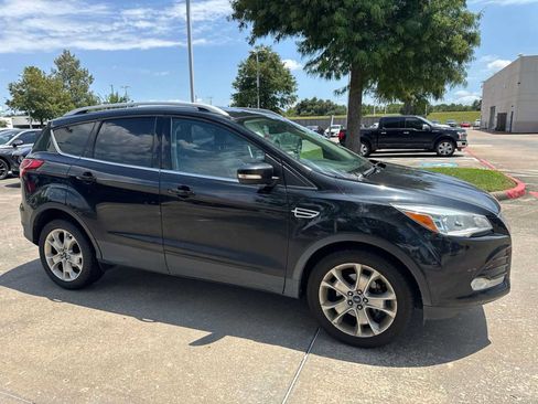 Used 2014 Ford Escape Titanium FWD image 5