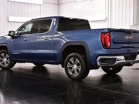 Used 2024 GMC Sierra 1500 SLT image 5