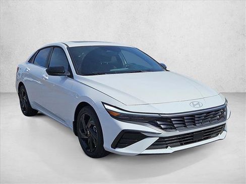 New 2026 Hyundai Elantra SEL Sport Premium image 7