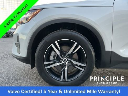 Certified 2025 Volvo XC40 B5 Core image 10