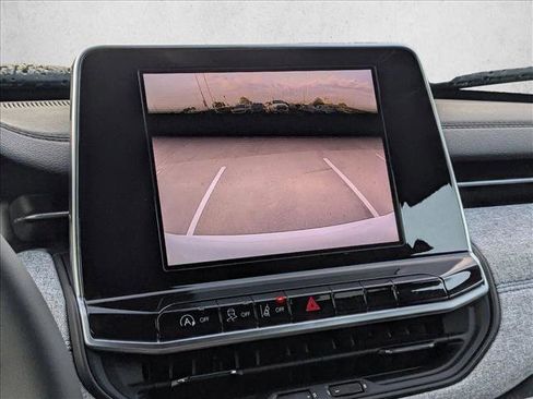 New 2026 Jeep Compass Latitude image 13