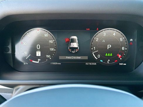 Certified 2025 Land Rover Defender 110 X-Dynamic SE AWD/4WD image 39