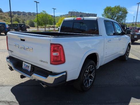Used 2025 RAM 1500 Laramie AWD/4WD image 4