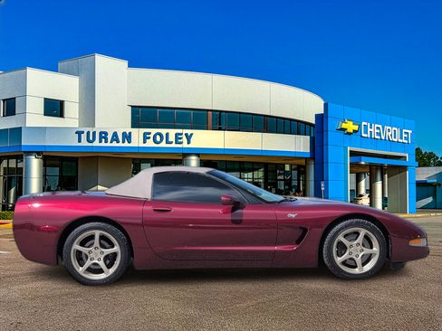 Used 2003 Chevrolet Corvette Convertible w/ Preferred Equipment Group1 RWD image 6