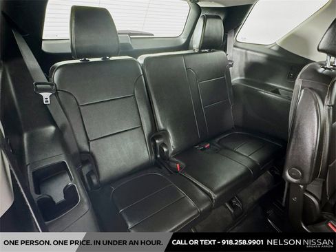 Used 2019 Chevrolet Traverse RS w/ LPO, Cargo Package image 28