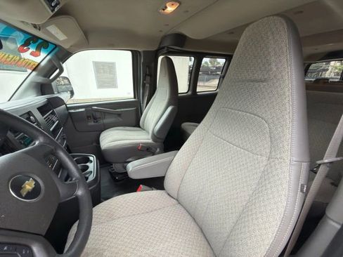 Used 2023 Chevrolet Express 3500 LS image 18