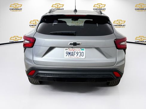 Used 2024 Chevrolet Trax RS w/ Driver Confidence Package FWD image 7