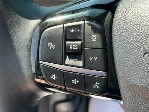 Used 2025 Ford Escape Platinum AWD/4WD image 22