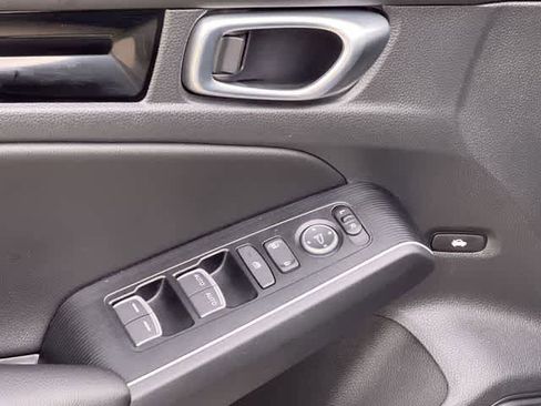 Certified 2025 Honda Civic Sport Touring image 30