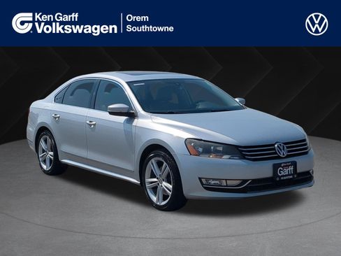 Used 2015 Volkswagen Passat 1.8T SE FWD image 1