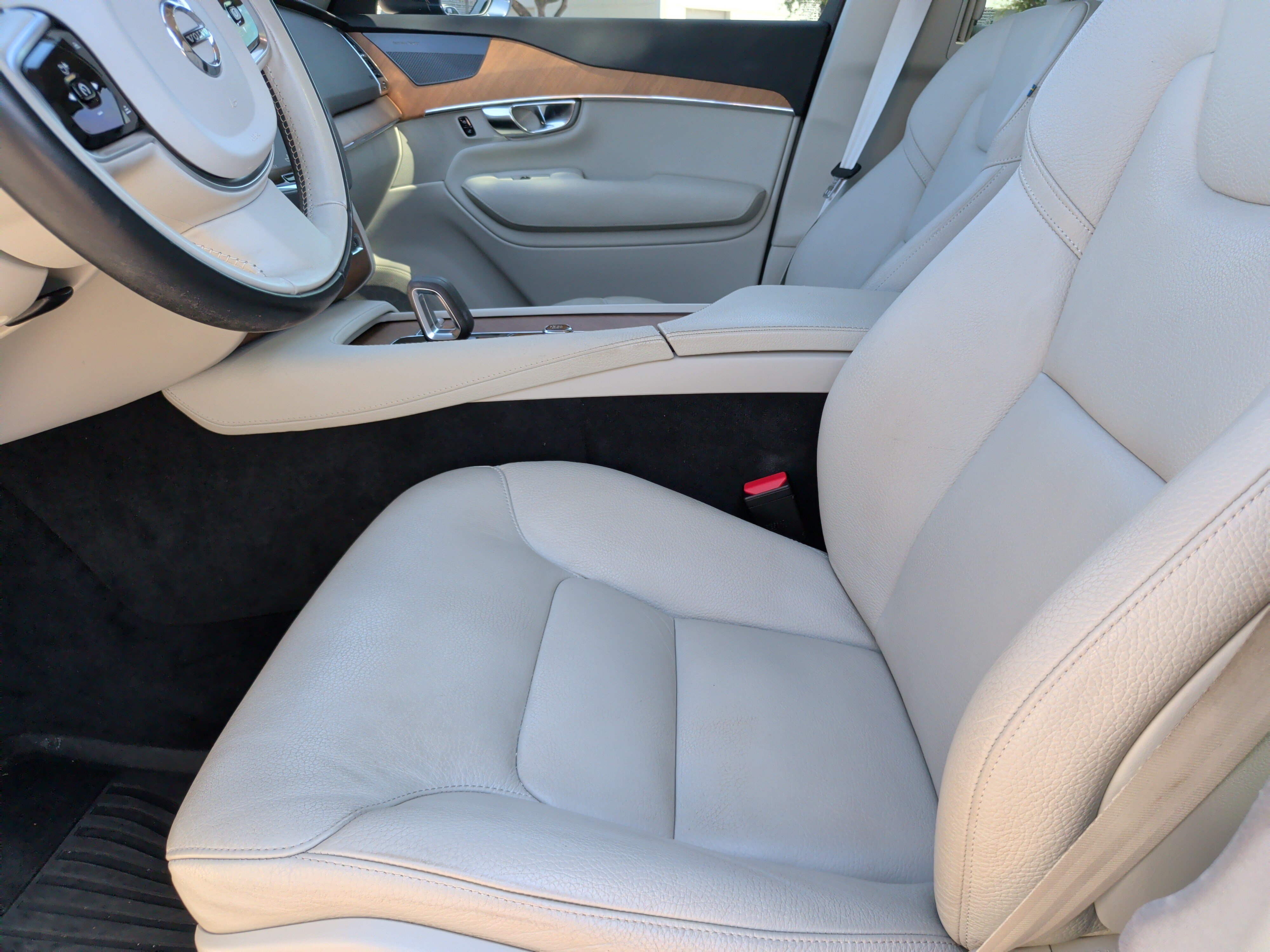 Used 2022 Volvo XC90 T8 Inscription Expression AWD/4WD image 26
