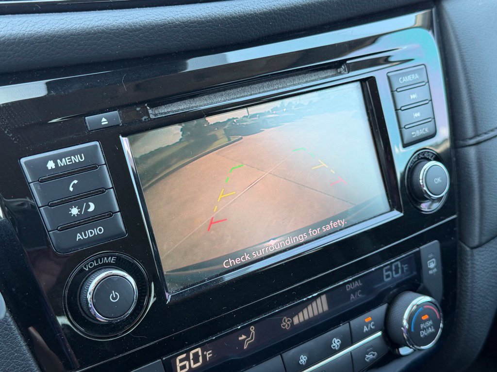 Used 2019 Nissan Rogue SV AWD/4WD image 19