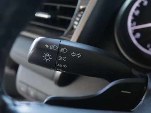 Used 2023 Toyota Camry SE image 16