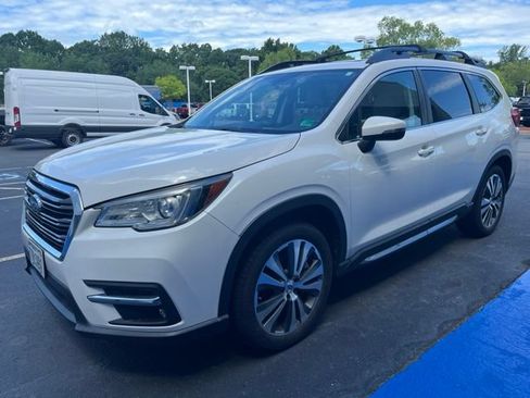 Used 2019 Subaru Ascent Limited w/ Popular Package #3 AWD/4WD image 1