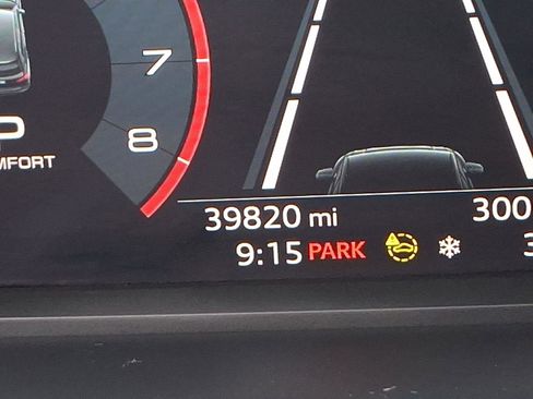 Used 2023 Audi Q3 2.0T Premium image 20