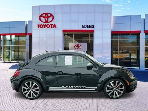 Used 2012 Volkswagen Beetle 2.0T image 2