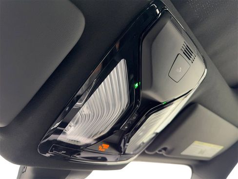 Used 2025 BMW 230i xDrive Coupe w/ Premium Package image 70