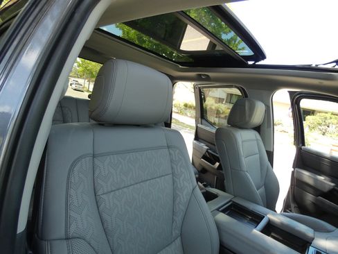 Used 2024 Toyota Tundra Limited w/ TRD Off-Road Package AWD/4WD image 32