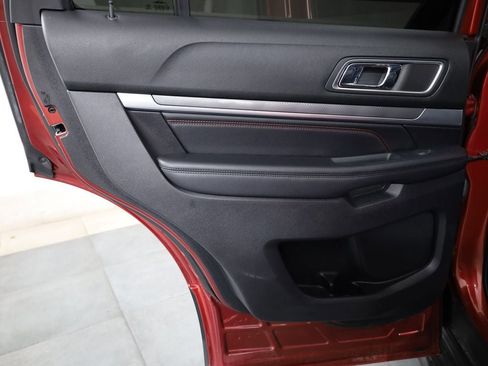 Used 2018 Ford Explorer Sport w/ Equipment Group 401A image 27