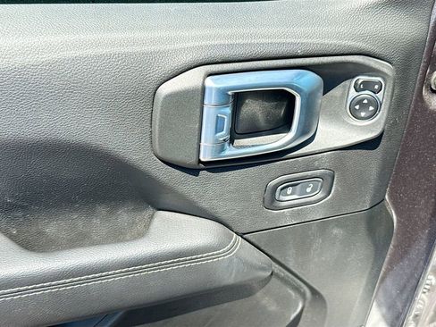 Used 2021 Jeep Wrangler Unlimited Sahara w/ Cold Weather Group image 19