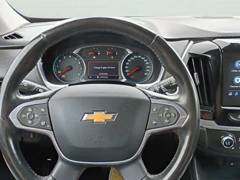 Used 2020 Chevrolet Traverse LT w/ Driver Confidence II Package AWD/4WD image 13
