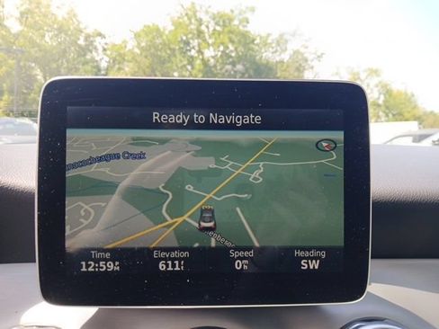 Used 2018 Mercedes-Benz GLA 250 4MATIC image 22