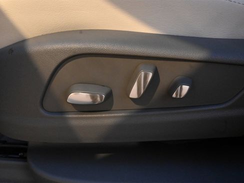 New 2026 Cadillac XT5 Premium Luxury w/ Driver Assist Package image 16