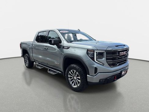 Used 2023 GMC Sierra 1500 AT4 w/ Technology Package AWD/4WD image 2