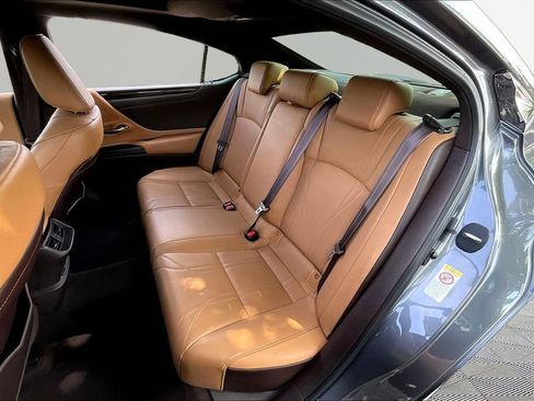 Used 2019 Lexus ES 350 w/ Accessory Package 2 FWD image 19
