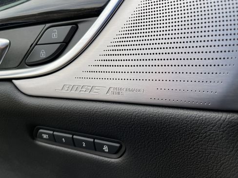 Certified 2025 Cadillac XT5 Premium Luxury image 15