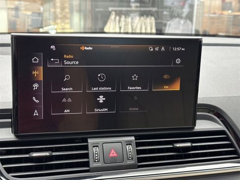 Certified 2025 Audi Q5 2.0T Premium Plus w/ Premium Plus Package image 16