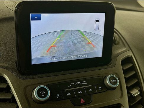 Used 2022 Ford Transit Connect XLT FWD image 19